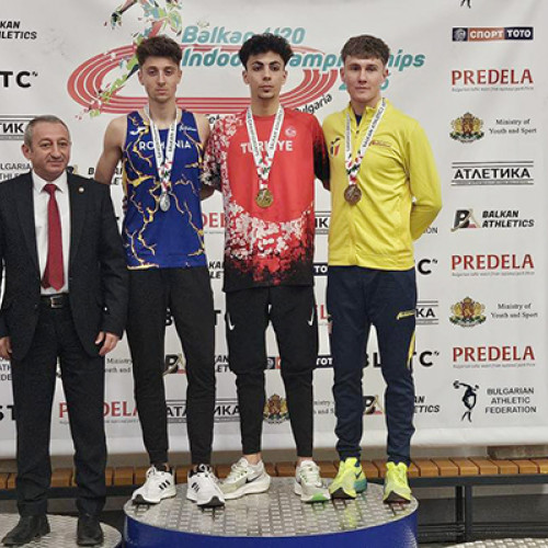 Alin Savlovschi obține medalie de bronz la Campionatul Balcanic U20