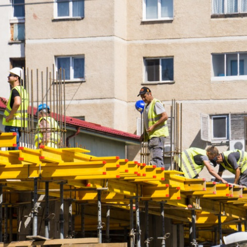 Bacau înregistrează pierderi economice masive din cauza exodului firmelor