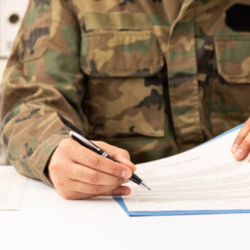 Elevii din liceele militare vor putea studia limba rusă ca opțiune