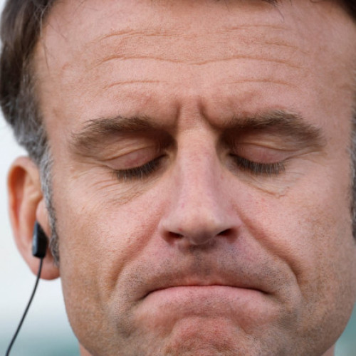 Emmanuel Macron promovează summitul pe inteligență artificială printr-o parodie video