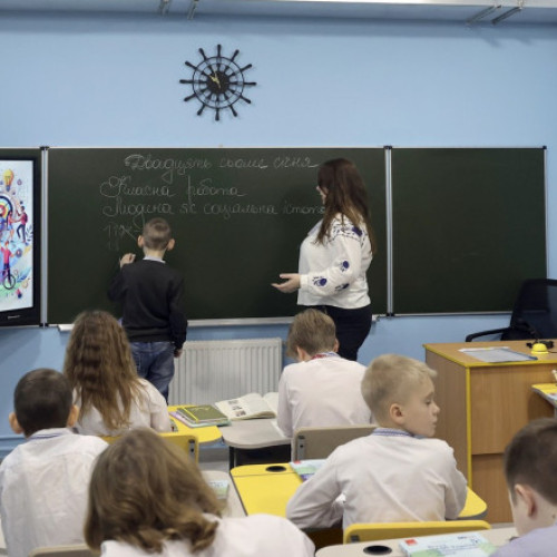 Profesorul din Karabash dezvăluie propaganda militară din școlile rusești