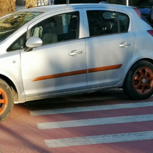 Sofer din Cluj, prins parcând pe trecerea de pietoni