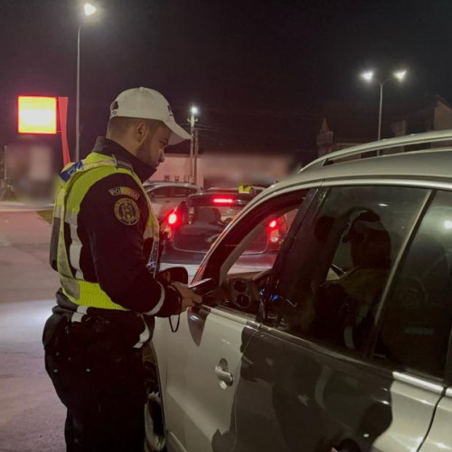 Bărbat prins conducând un autoturism furat, fără permis și sub influența alcoolului