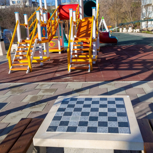 Lucrările de modernizare a locului de joacă din zona ANL - Gara, aproape de finalizare