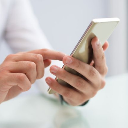 Studiu Google România: vârsta medie la care copiii primesc un smartphone este 8 ani