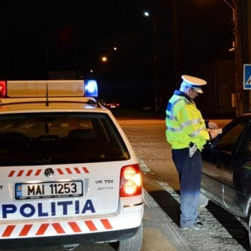 Un bărbat din Cluj a fost surprins la volan fără permis și cu mașina neinmatriculată