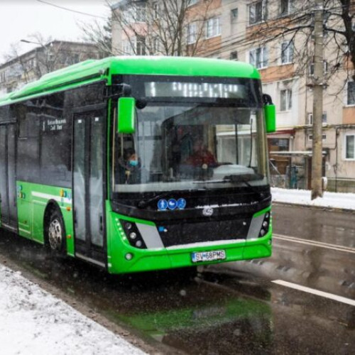 Bătăi între două femei într-un autobuz din Suceava