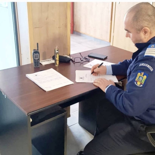 Jandarmii au prins un bărbat cu petardă la Judecătoria Târgoviște