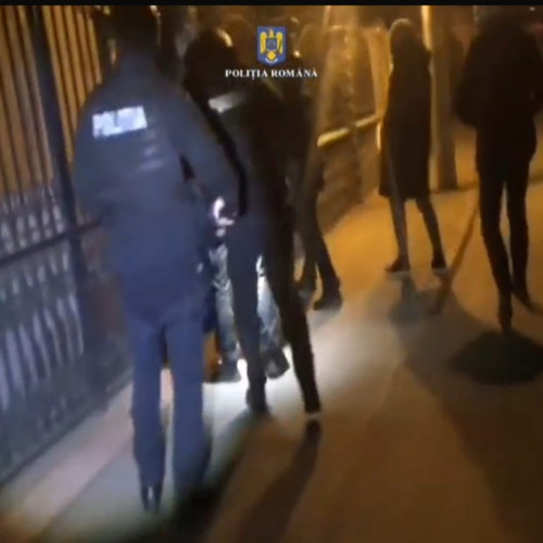 Doi suspecți reținuți după percheziții pentru furt calificat la Târgu Jiu