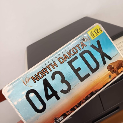 O maşină din North Dakota, înmatriculată în premieră la Târgu Jiu