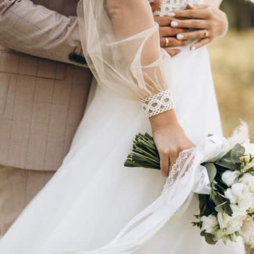 Creșterea costurilor influențează darurile de nuntă pentru 2025