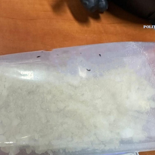 Doi tineri anchetați în Galați și Iași pentru trafic de droguri