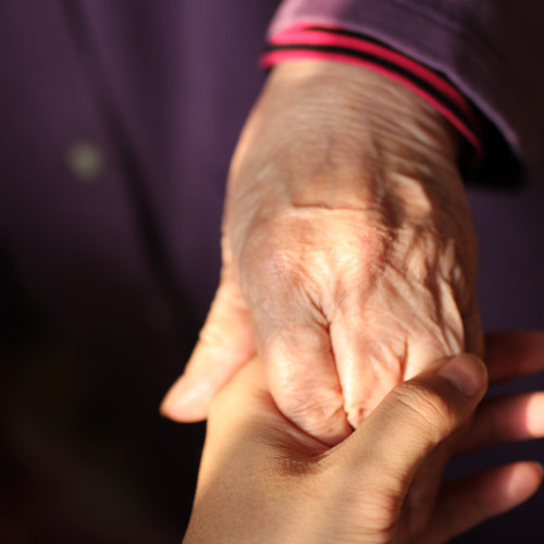 Primăria Constanța premiază seniorii cu sume de bani pentru aniversări importante