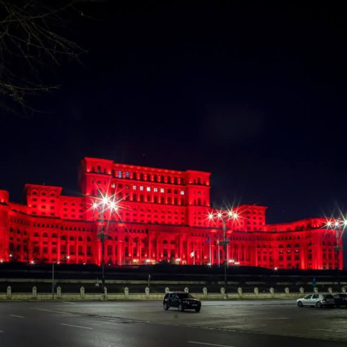 Clădiri din România iluminate în roșu de Ziua Europeană a Numărului de Urgență 112