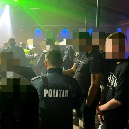 Acțiune a poliției pentru prevenirea faptelor antisociale în zona Dorohoi