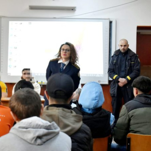 Campania “Adolescenta fără delincvență!” continuă în Botoșani