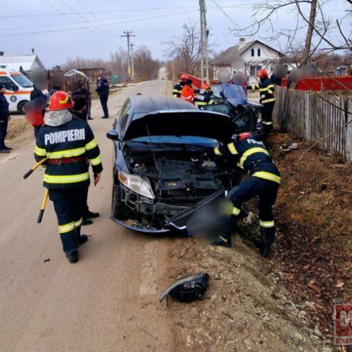 Accident rutier la Dumbrăvița, un bărbat transportat la spital