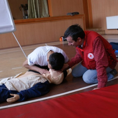 Crucea Roșie Română, Filiala Iași, organizează cursuri de prim ajutor pentru angajați
