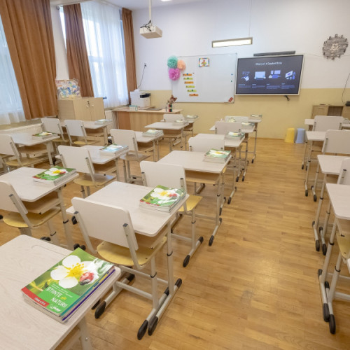 Structura anului școlar 2025-2026: începere pe 8 septembrie și vacanță prelungită