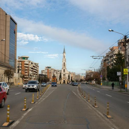 Clujenii cer soluții pentru ambuteiajele de pe Bulevardul 21 Decembrie