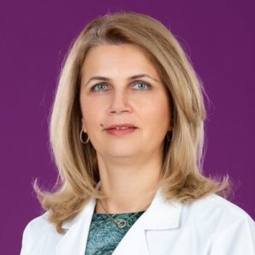 Excesul de murdarie din buric, o problemă care poate duce la omfalită