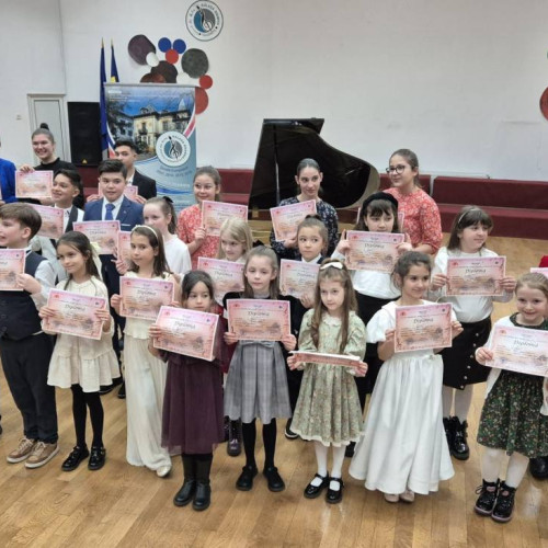 Concursul "Pasiunea mea, pianul" a ajuns la cea de-a IV-a ediție