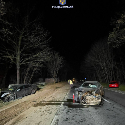 Accident rutier în Priseaca: patru autoturisme implicate, patru răniți