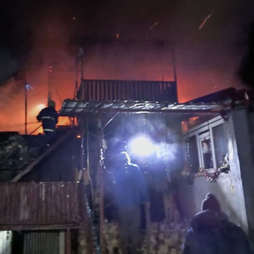 Incendiu la o locuință din comuna Garoafa