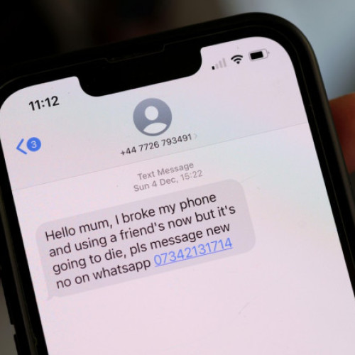 Avertizări de fraudă pe WhatsApp din partea Poliției Române