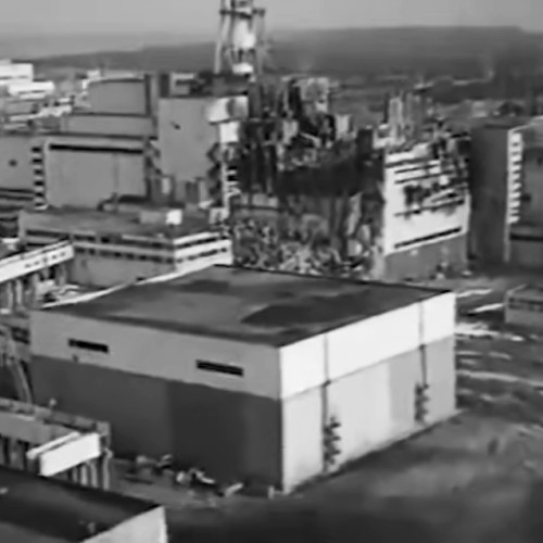 Incendiul de la centrala nucleară de la Cernobîl, în continuare activ