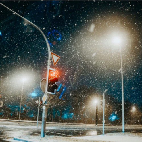 Condiții meteo nefavorabile în București: măsuri pentru combaterea poleiului