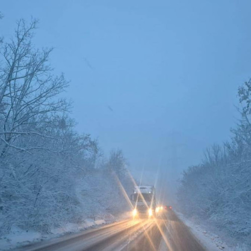 Atenție șoferi! Condiții de iarnă pe drumuri