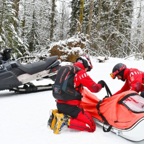 Intervenții de urgență ale salvamontiștilor în weekend