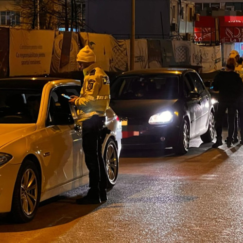 Bărbat prins conducând fără permis și sub influența alcoolului în Babadag