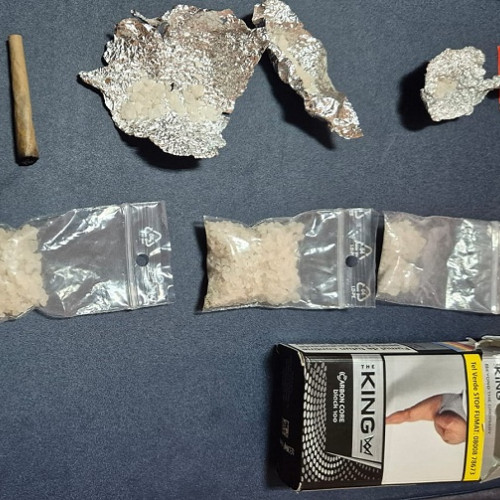 Jandarmii descoperă substanțe interzise în urma unui comportament suspicios