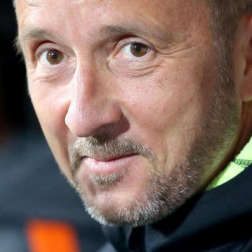 Mihai Stoica ironizează echipamentul alb al FC Botoșani pe fondul zăpezii