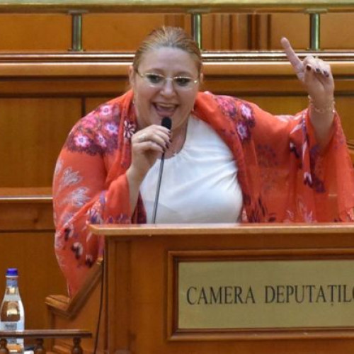 Denunț penal împotriva Dianei Sosoacă pentru promovarea lui Ceaușescu