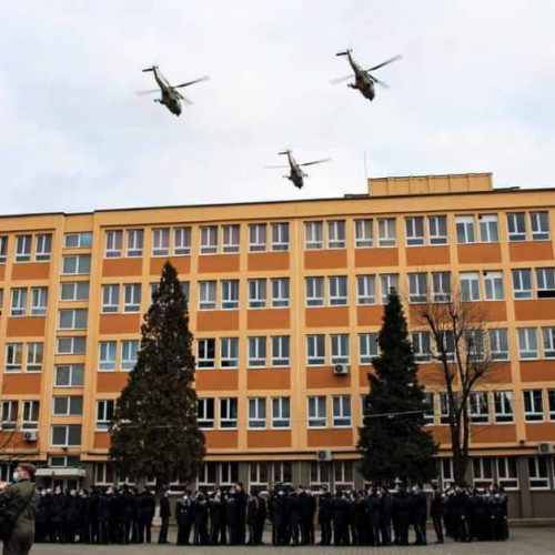 Mama unei foste eleve de la Colegiul Național Militar "Mihai Viteazul" din Alba Iulia, obligată la plata a peste 50.000 de lei