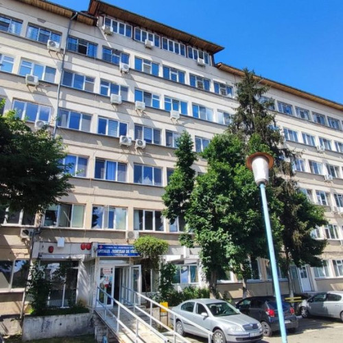 Consilierii județeni aprobă stimulente financiare pentru medici