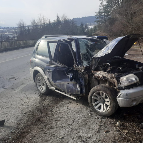 Accident rutier între Hangu și Grozavesti