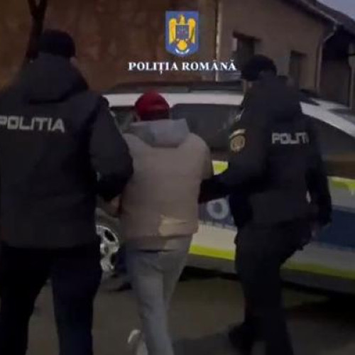 Doi bărbați reținuți pentru furt din biserici