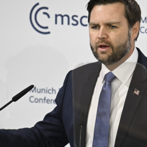 J.D. Vance îl avertizează pe Zelenski cu privire la relația cu Trump