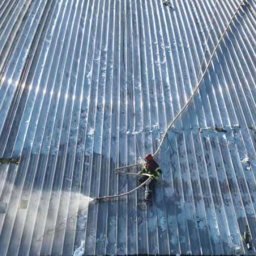 Lucrări de reparații la centrala nucleară de la Cernobil după un atac cu dronă