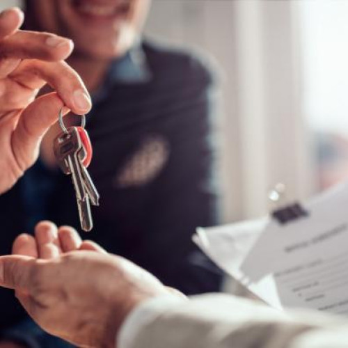 Chirias din Cluj-Napoca acuză proprietarul de înșelăciune