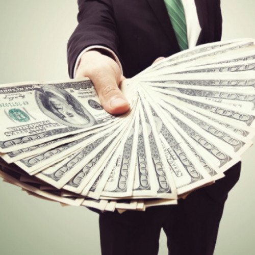 România continuă să se împrumute pe fondul deficitului bugetar