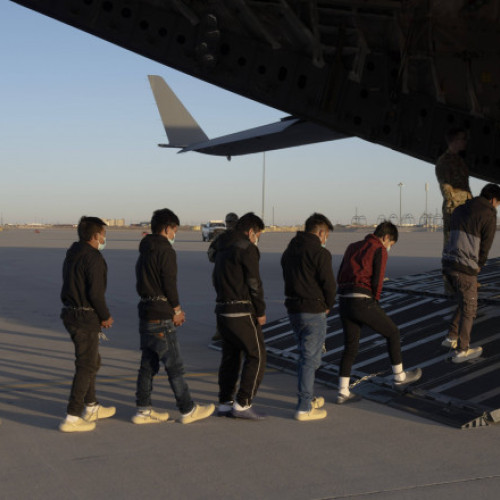 Trump a deportat 37.660 de persoane în prima lună de mandat