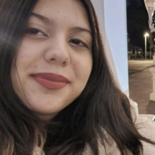 Poliția din Cluj-Napoca caută o minoră dispărută