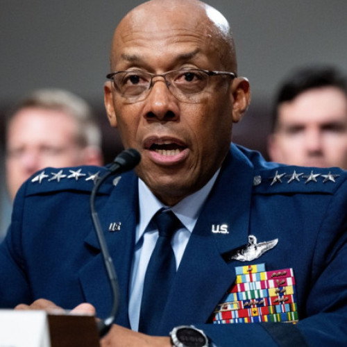 Donald Trump îl înlocuiește pe șeful Statului Major Interarme