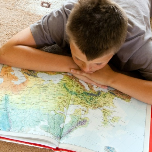 Geografia României devine disciplină distinctă în liceu