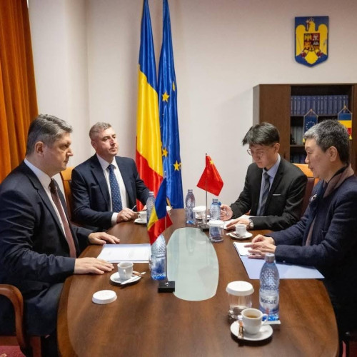 Discuții între Titus Corlățean și reprezentanta Chinei la Senat